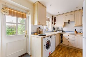 Photo 19- click for photo gallery